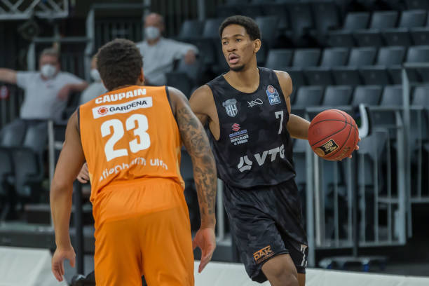 16锁定胜 16锁定胜