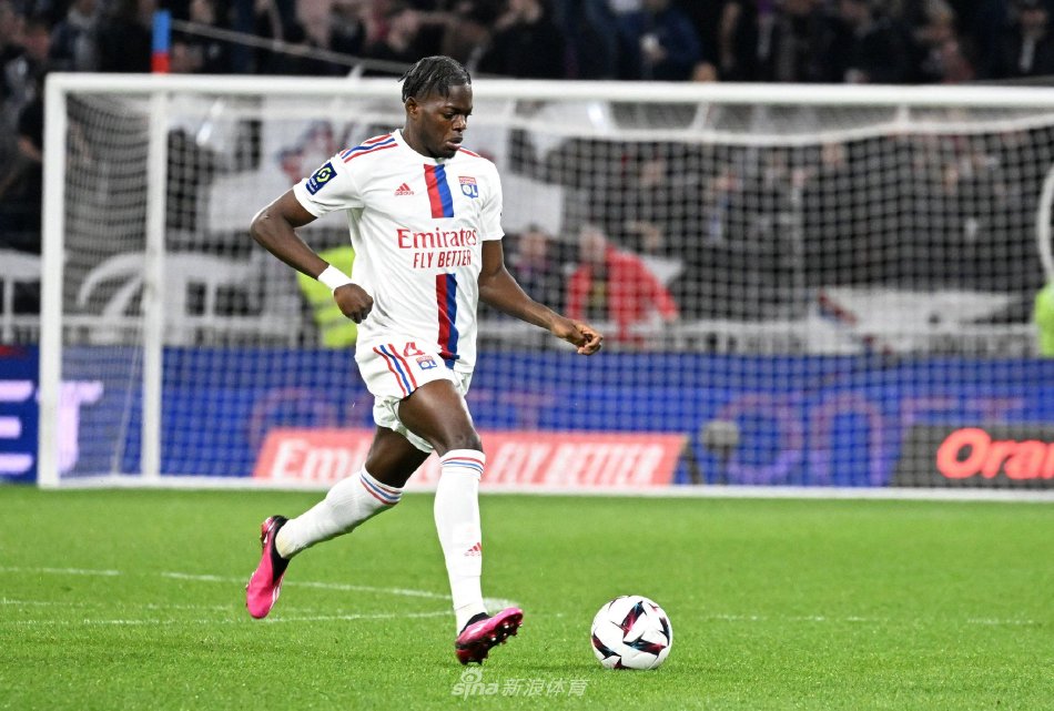 才华广受赞 才华广受赞