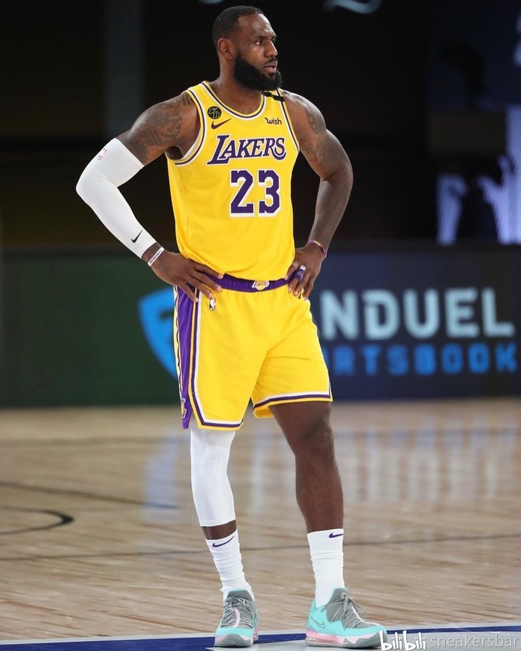 体育教育正 体育教育正