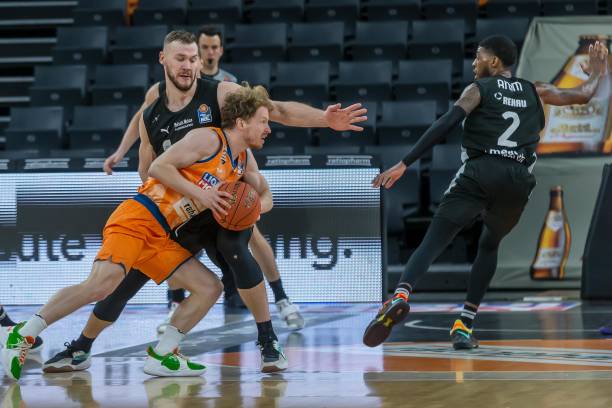 当珍珠球队 当珍珠球队