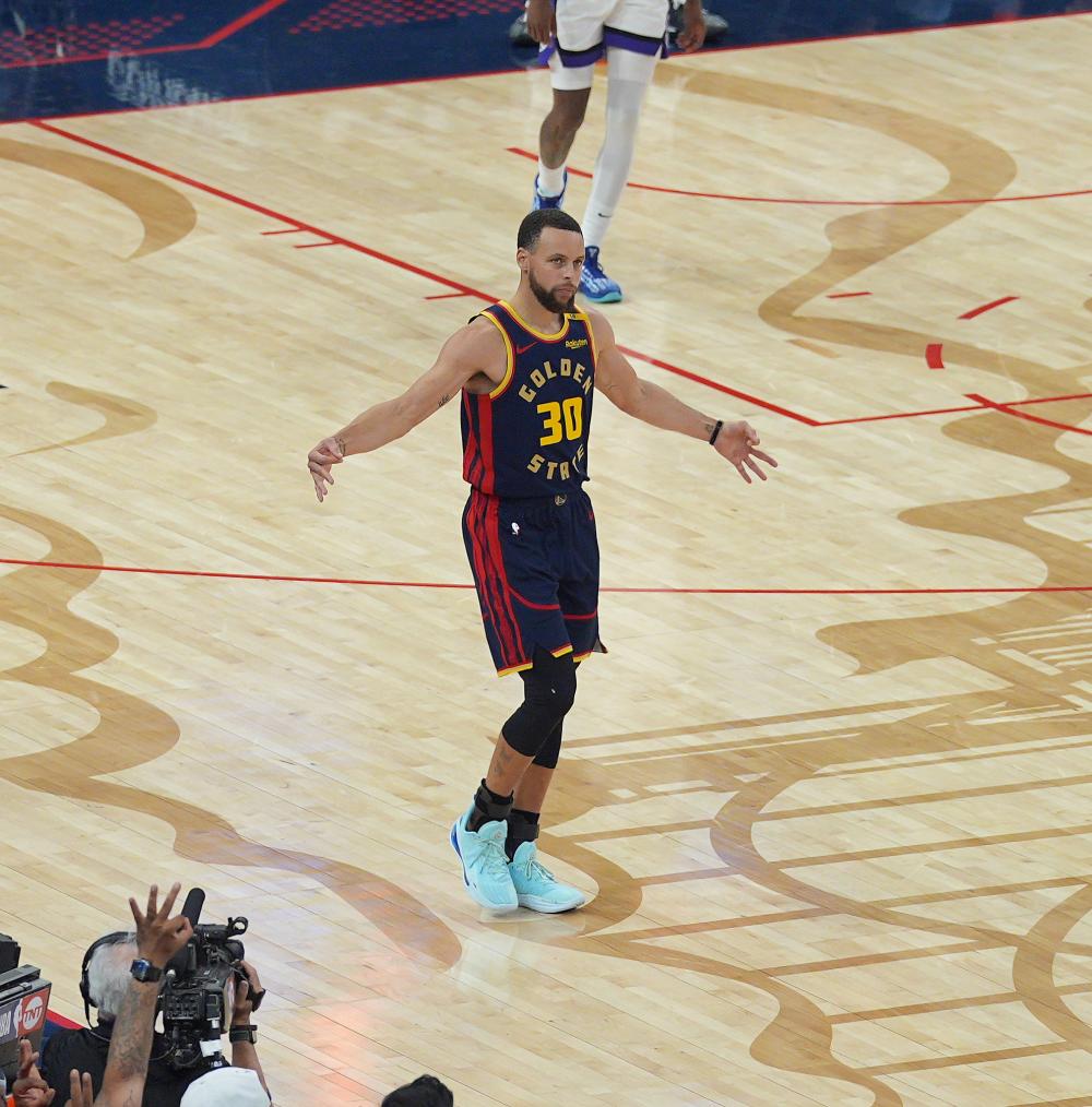 还是观众们 还是观众们